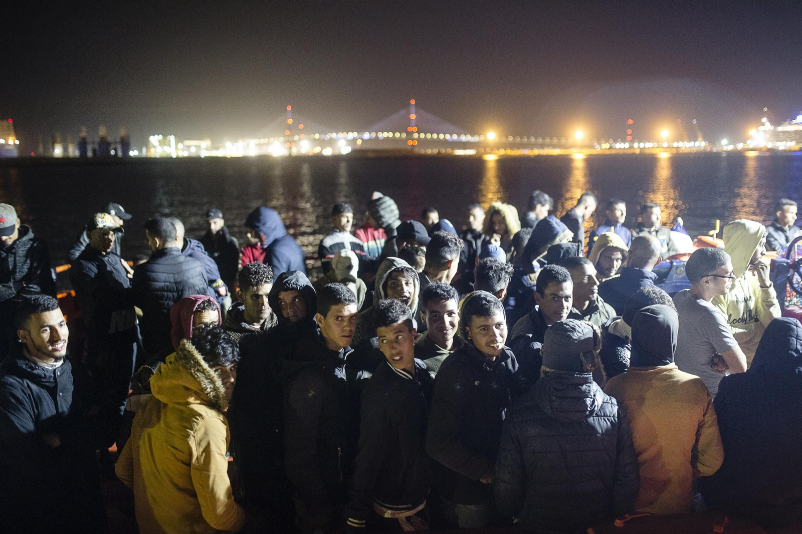 Llega una nueva patera a Cádiz con 74 inmigrantes