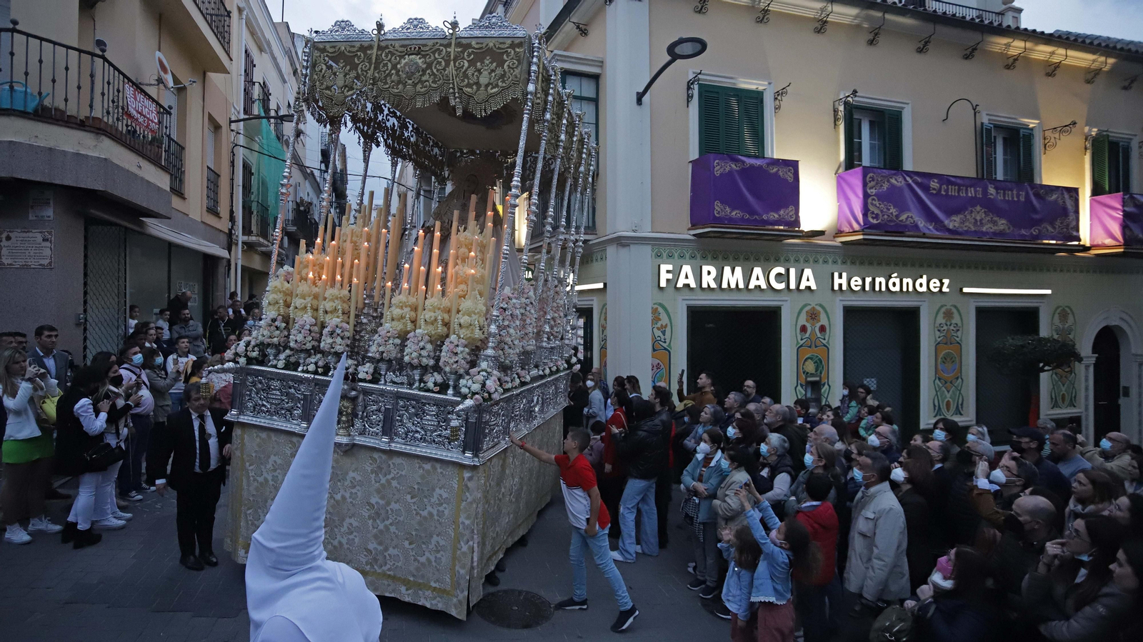 Fotos del Lunes Santo en Algeciras: La Columna y la Legión