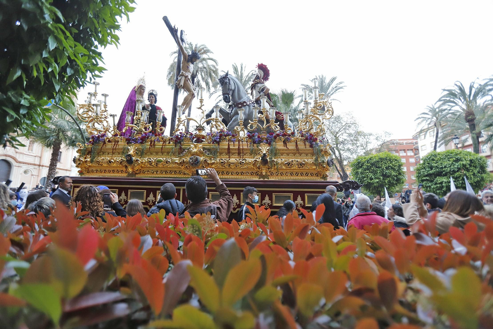 Las mejores imágenes del Martes Santo en Huelva