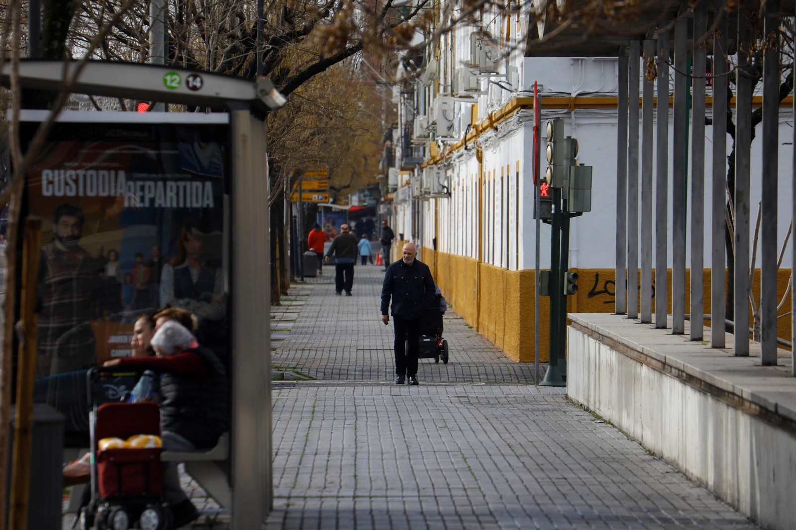 Un recorrido en imágenes por el barrio cordobés del Campo de la Verdad un día de invierno