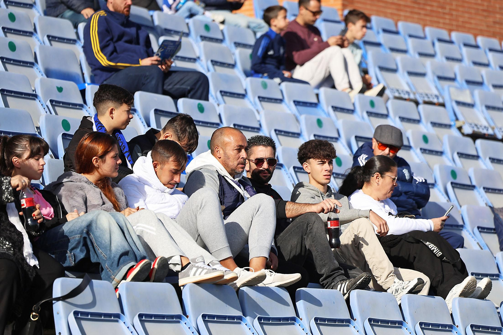 Búscate en las gradas en el Nuevo Colombino en el Recreativo de Huelva - Atlético Antoniano