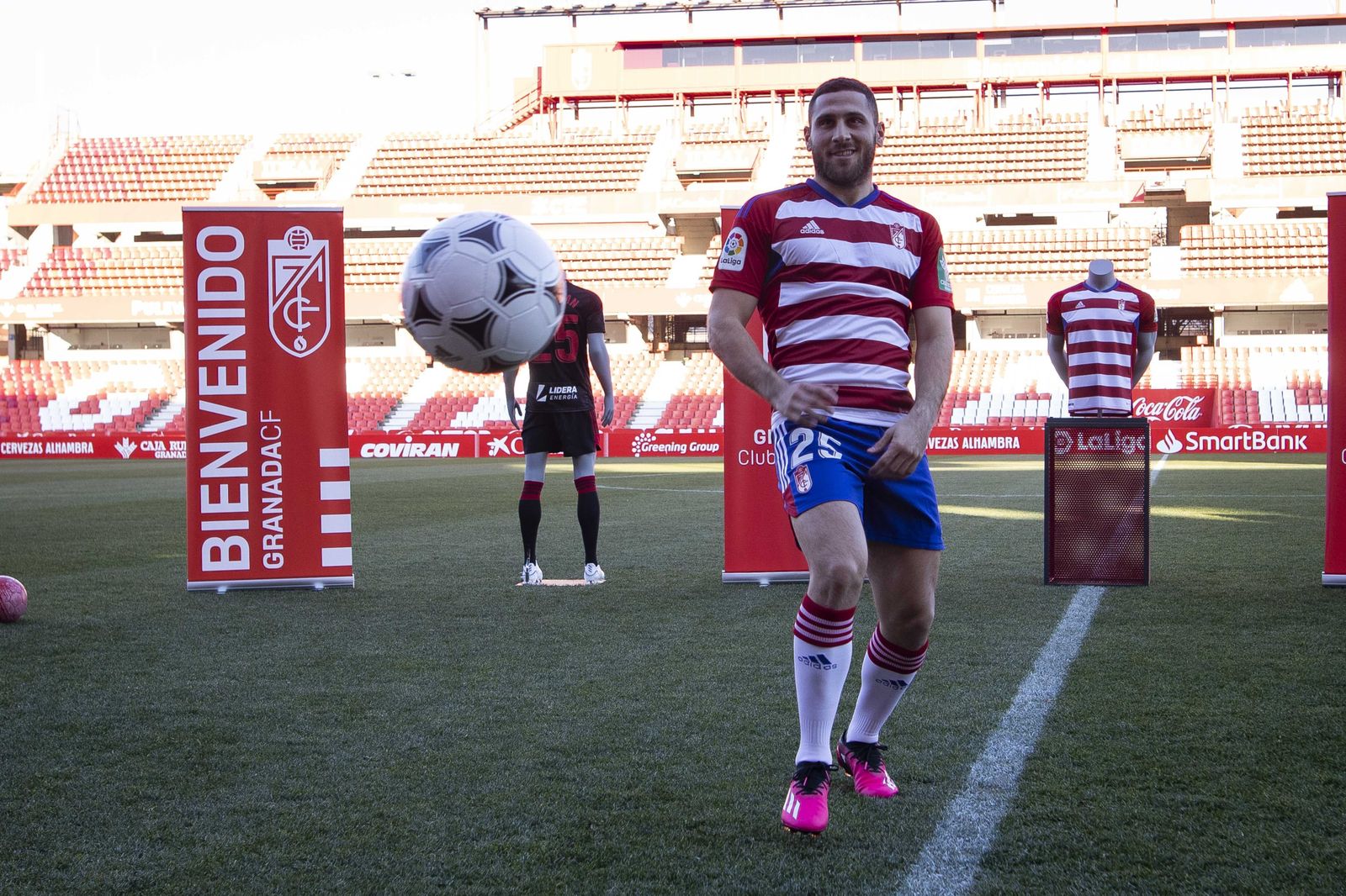 Las mejores imágenes de la presentación de Shon Weissman