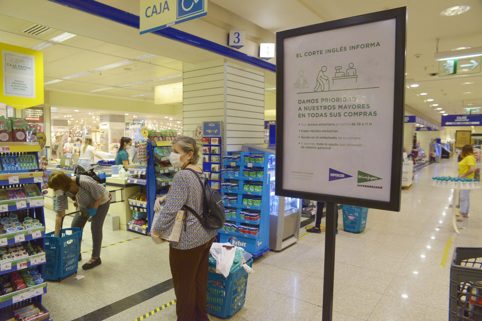Fotos de los centros comerciales de Algeciras al inicio dela fase 2