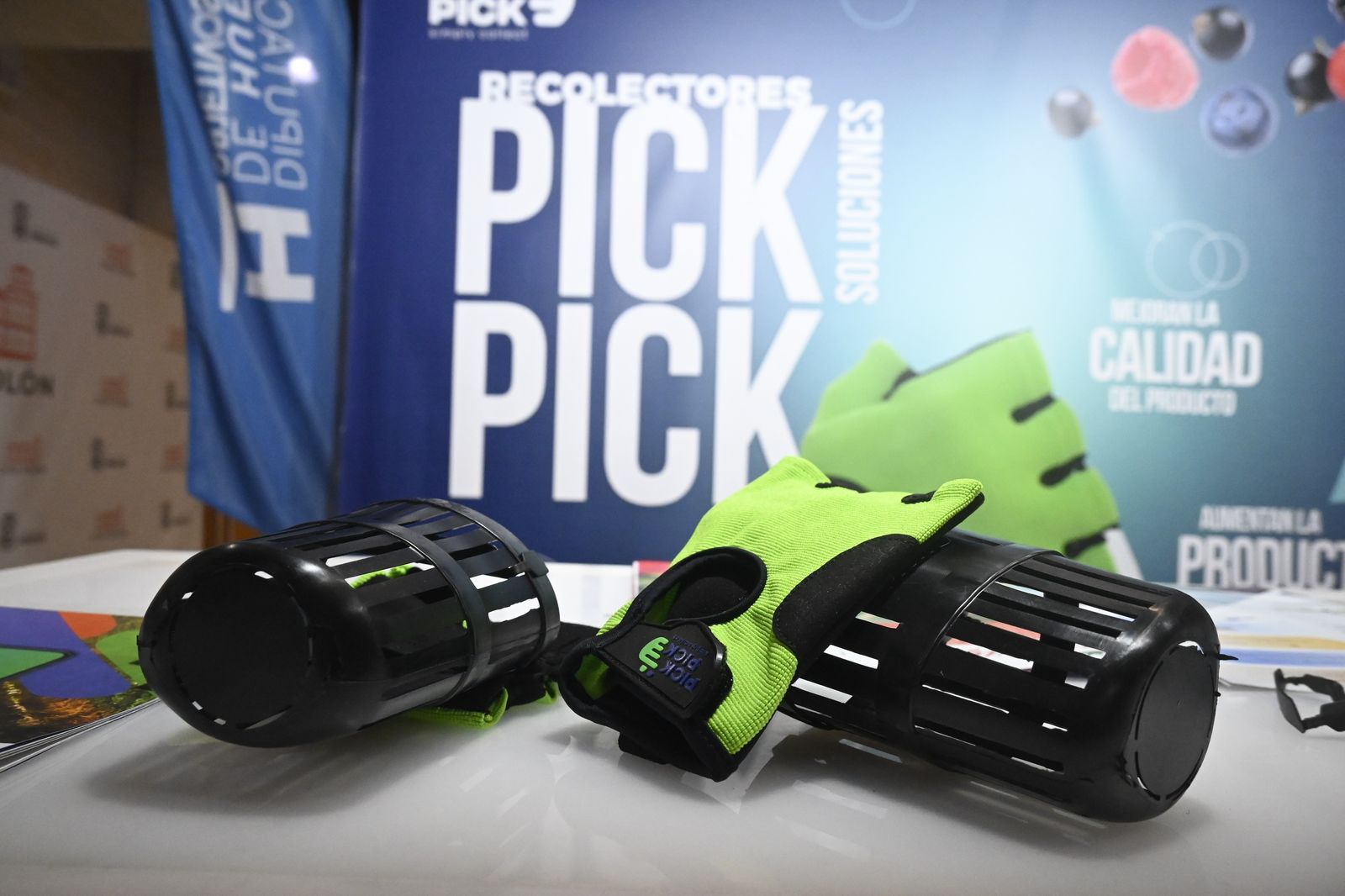 Los Stands participantes en el 8º Congreso Internacional de Frutos Rojos en Huelva