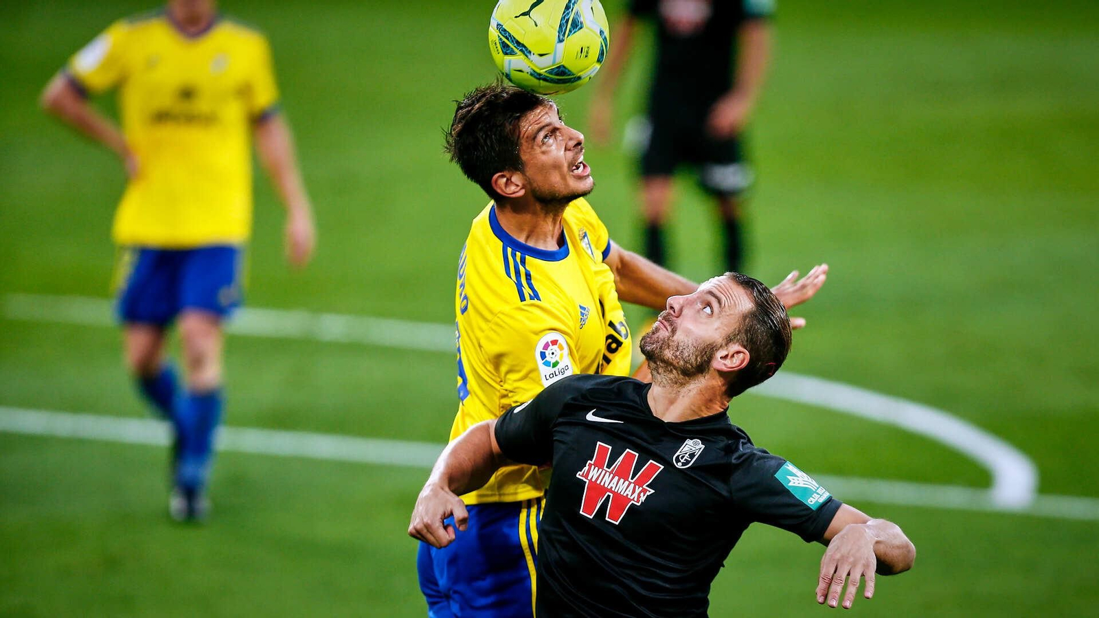 Partido de fútbol Cádiz CF - Granada Partido de fútbol Cádiz CF - Granada