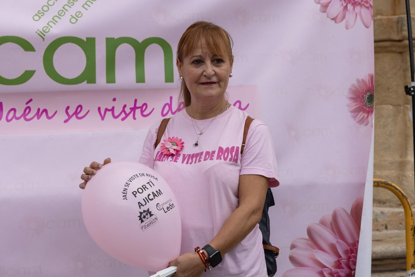 Jaén se viste de rosa con una marcha reivindicativa contra el cáncer de mama