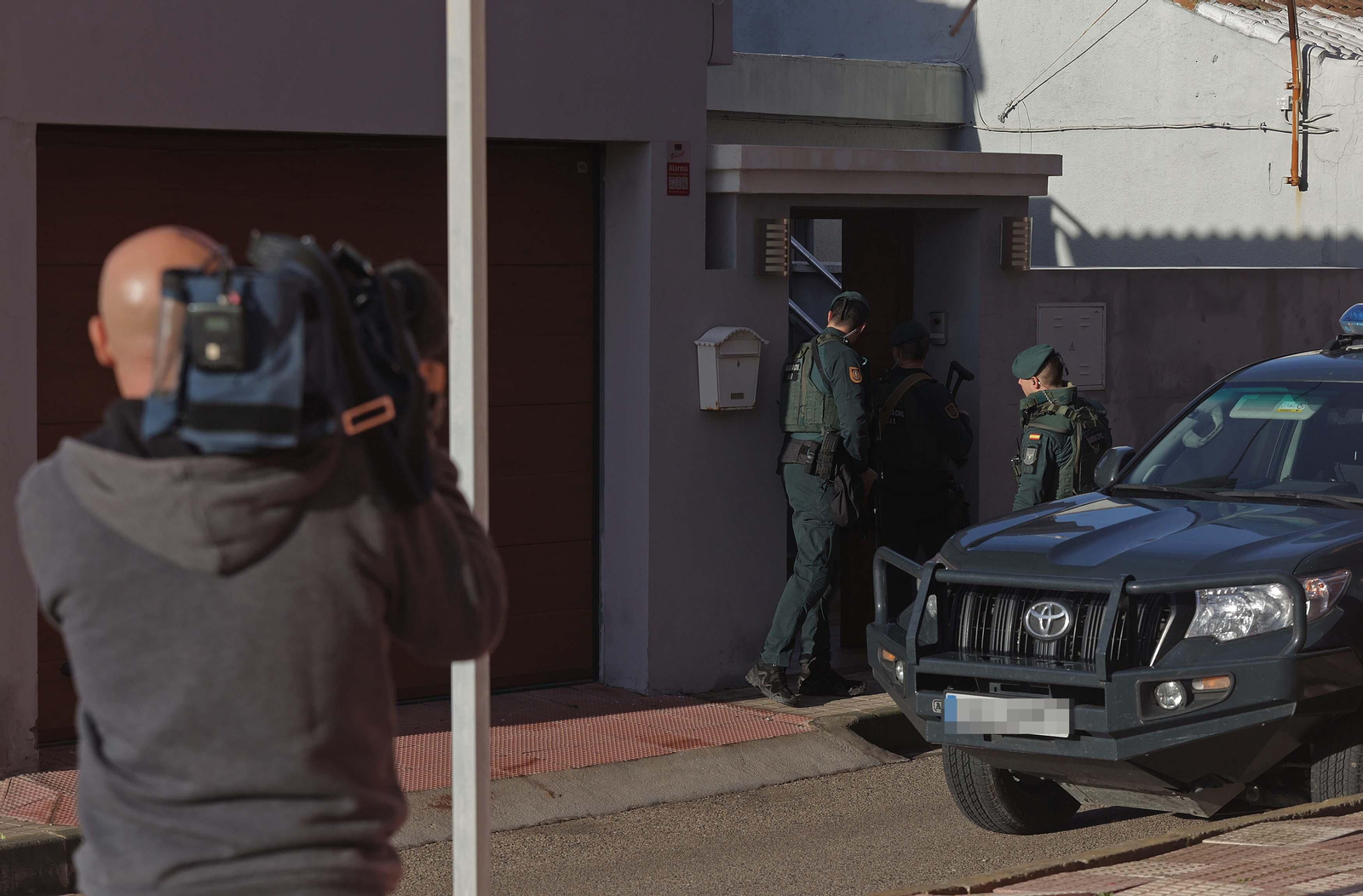 Fotos de los registros de la Guardia Civil en Campamento