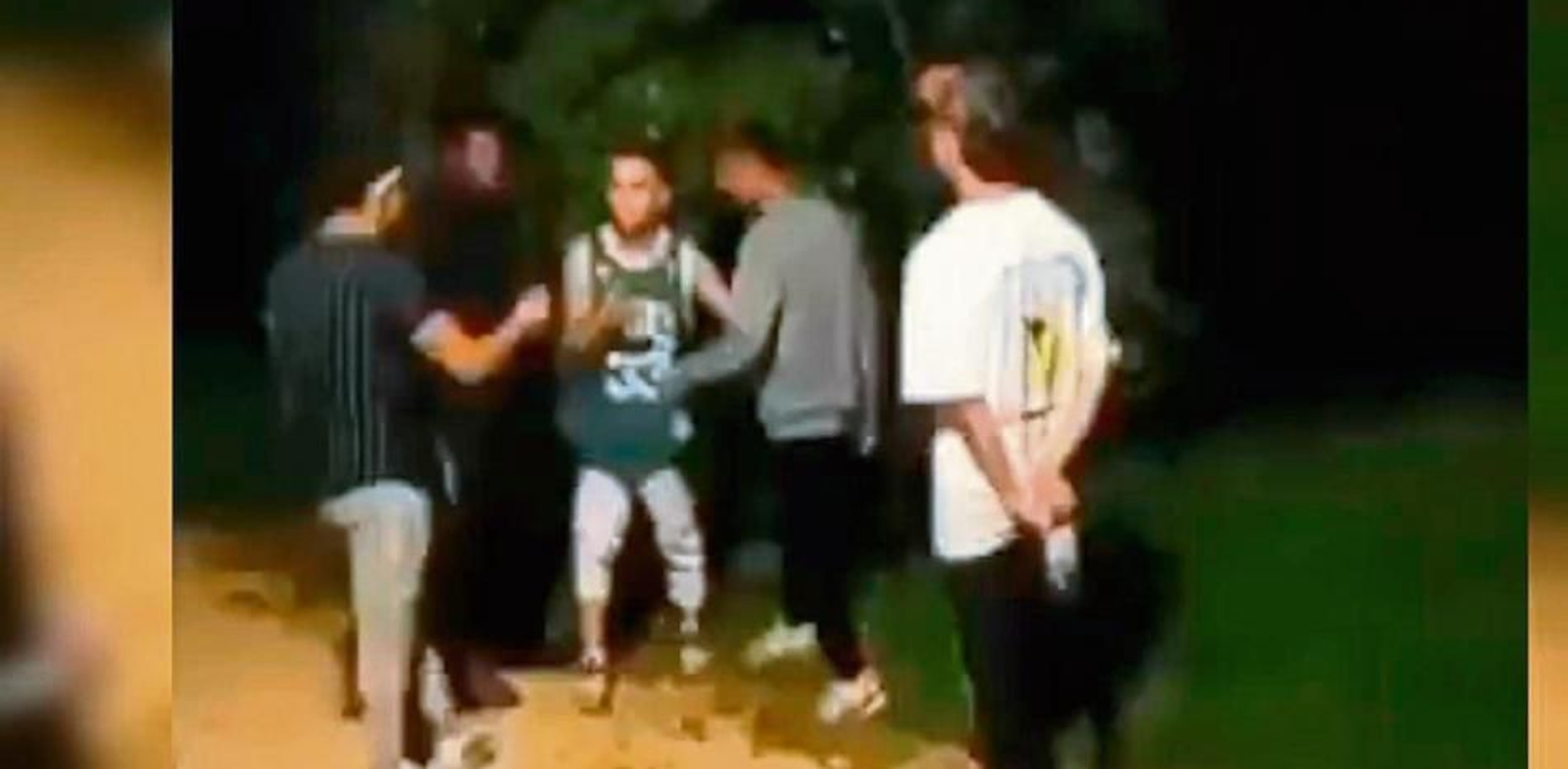 Captura del vídeo que los agresores difundieron en redes sociales