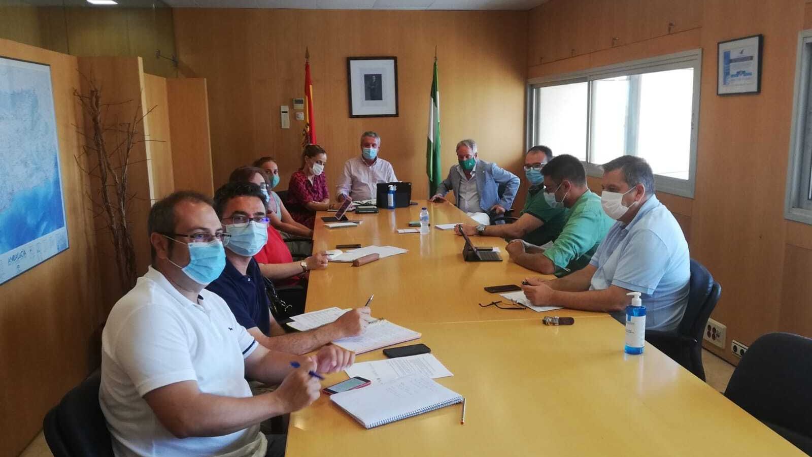 Reunión celebrada este lunes en la Delegación de Salud de Almería.