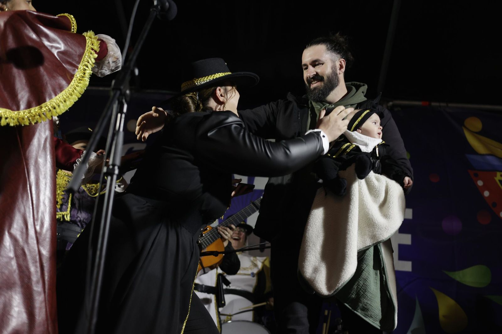 Las mejores imágenes del Jueves de Carnaval en Cádiz