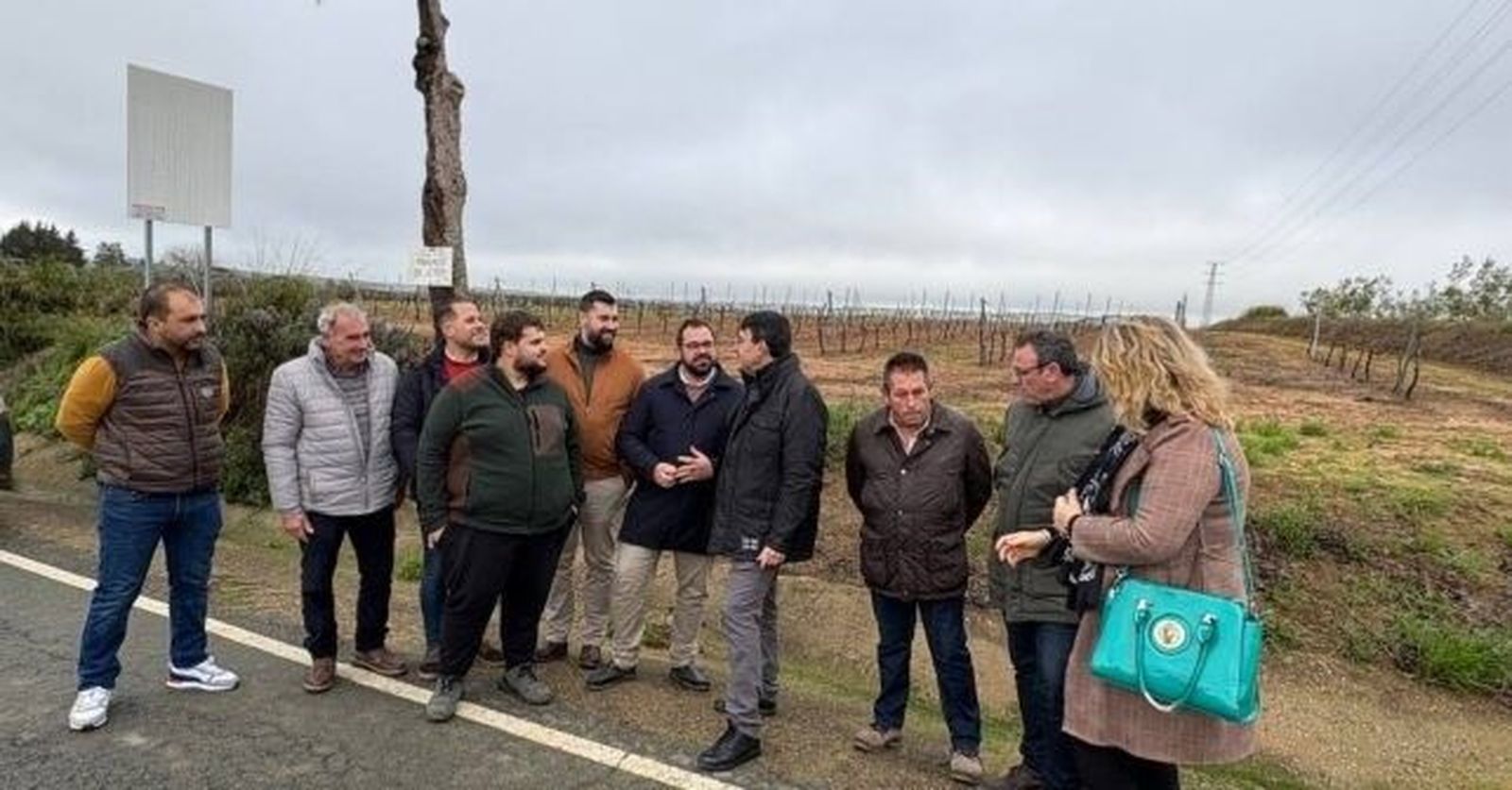 El PSOE en un cultivo de el Condado de Huelva.