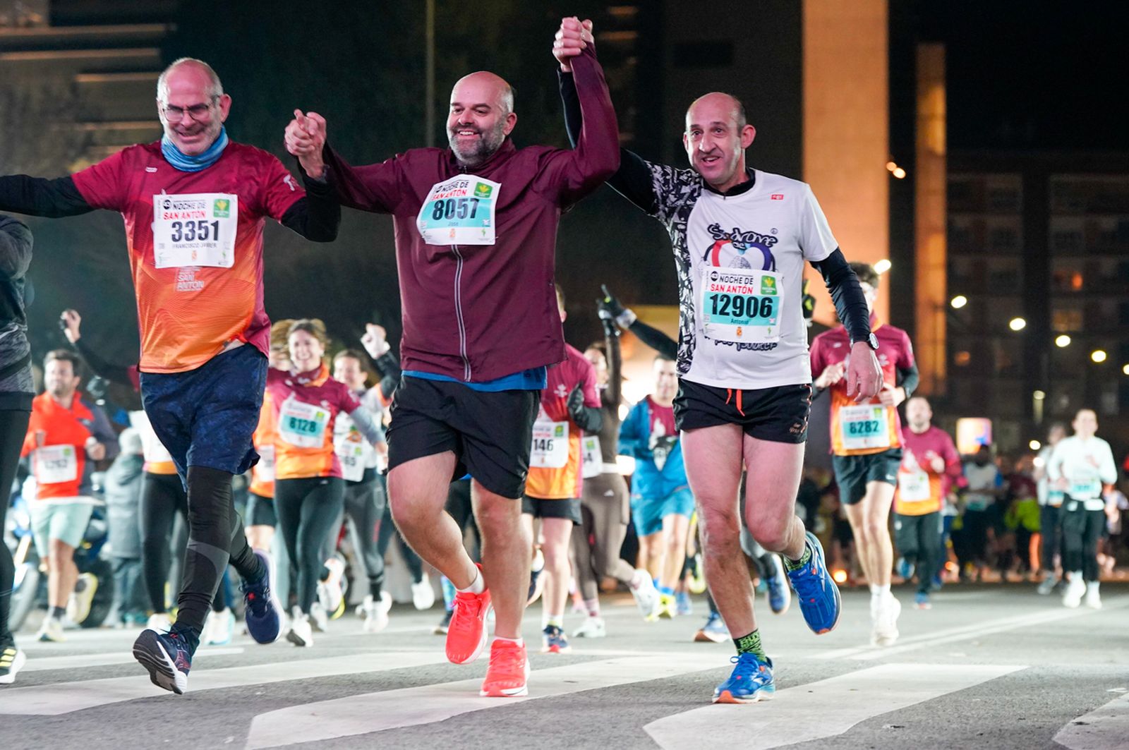 En imágenes: búscate en tu llegada a meta de la Carrera de San Antón 2026 (17)