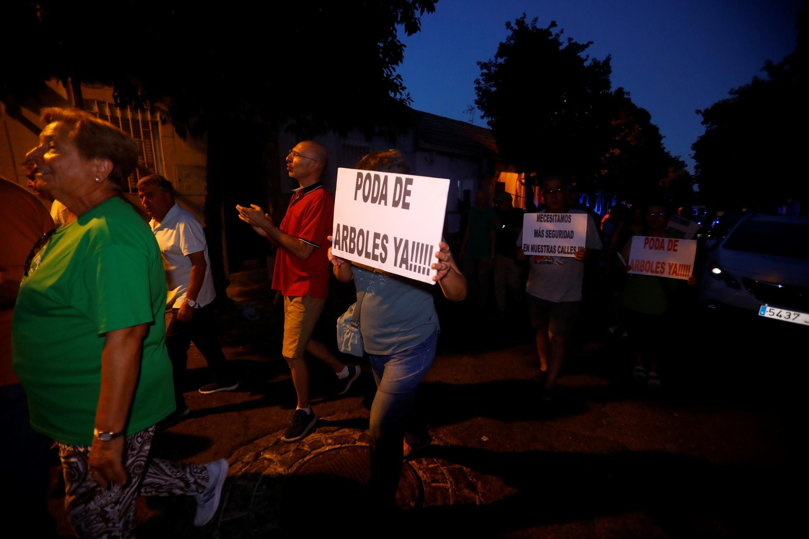 La manifestación de los vecinos del Distrito Sur de Córdoba, en imágenes