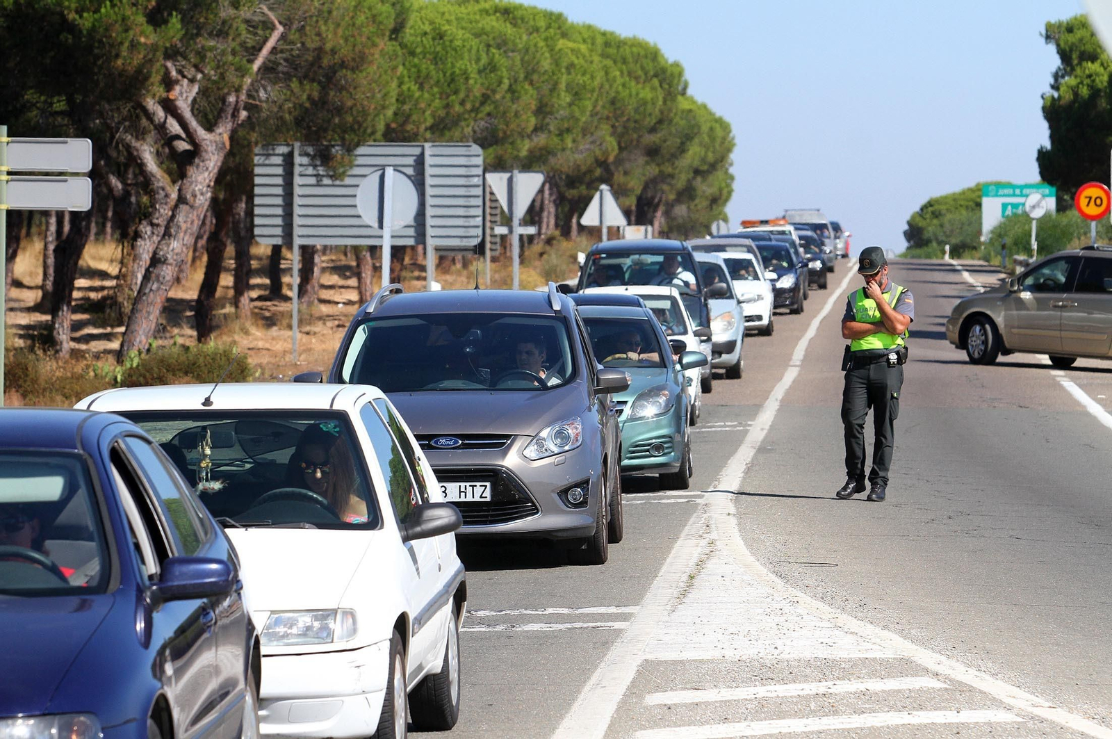 La manifestación "Salvemos Mazagón" en imágenes