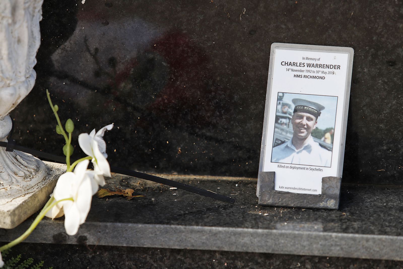 Imágenes del Día de Todos los Santos en el cementerio de la Soledad de Huelva
