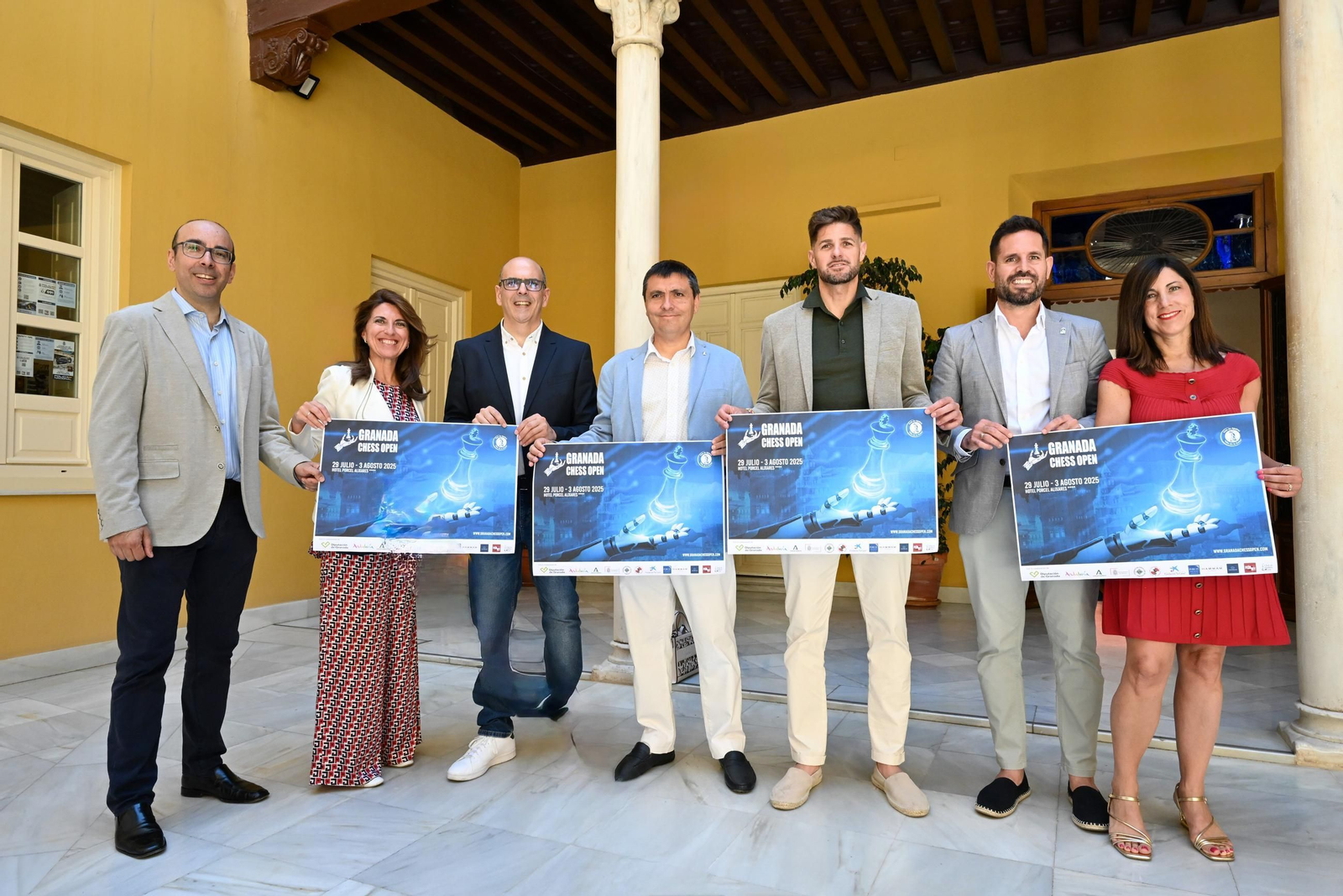 Un momento de la presentación del torneo de ajedrez durante este lunes