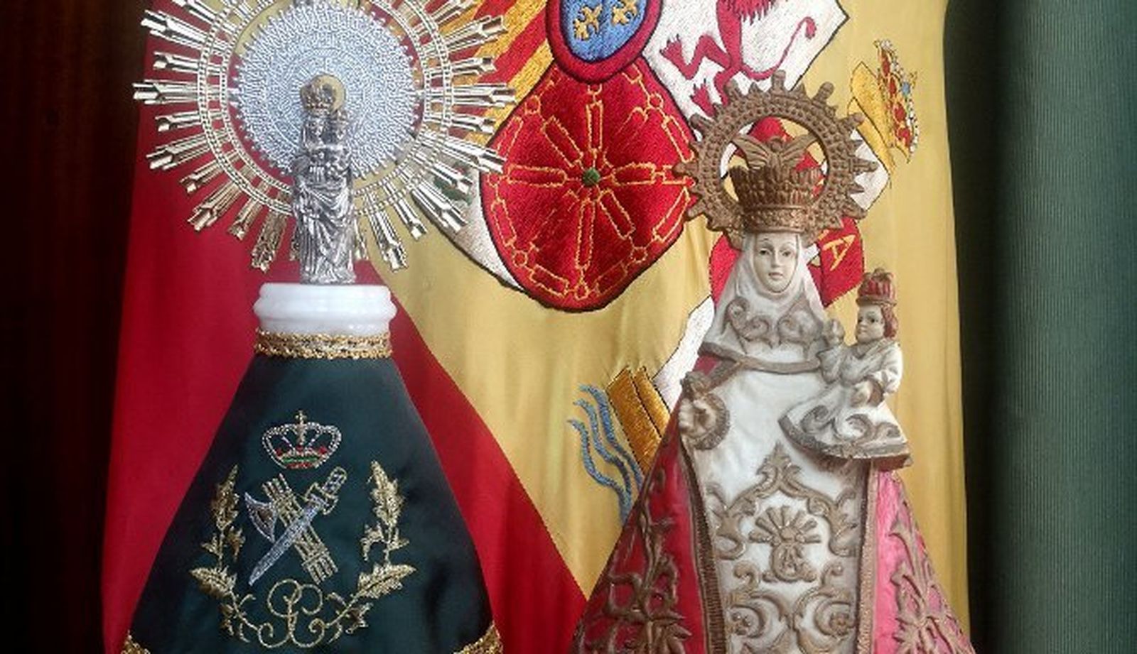 La Virgen del Pilar y la Virgen de Covadonga.
