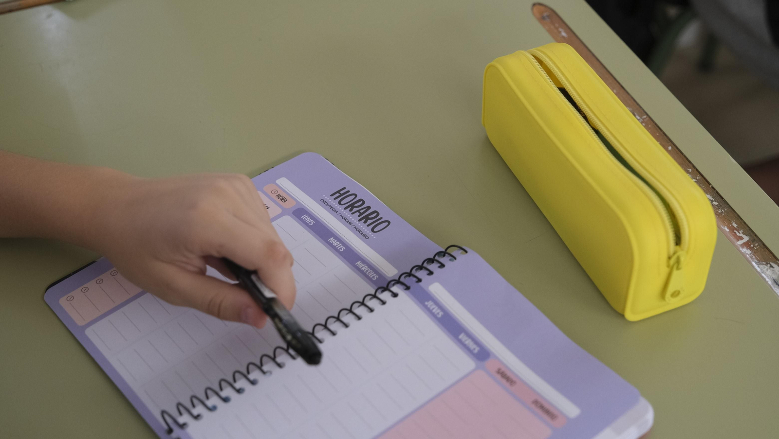 Imágenes del comienzo del nuevo curso de Secundaria en el IES Aurantia de Benahadux