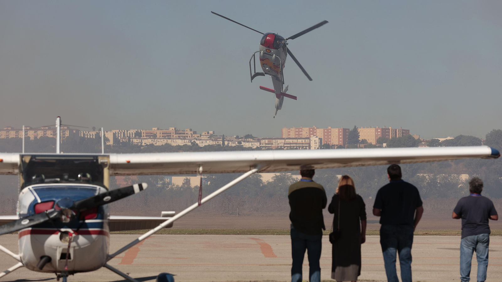 Imágenes de la exhibición aérea en Tablada con motivo de su centenario