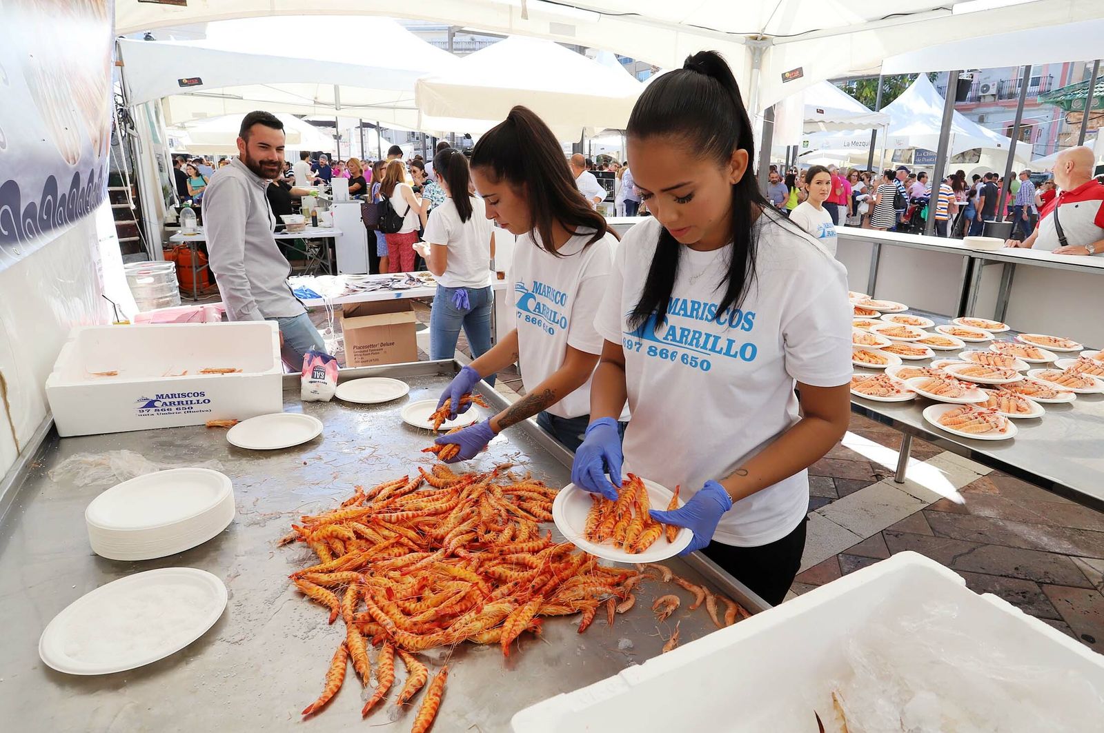 Imágenes de la Feria de la Tapa. Casa Idolina gana el concurso a la mejor tapa