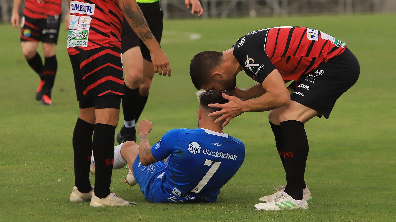 Imágenes de la semifinal por el ascenso entre el  Xerez CD - Puente Genil