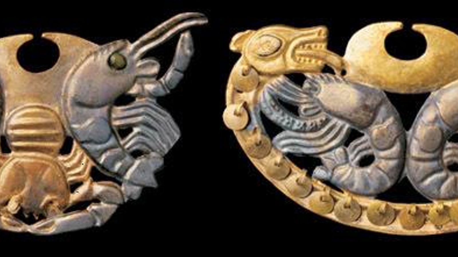 Narigueras de la dama de Cao, con representación de crustáceos. Museo Cao, Perú.