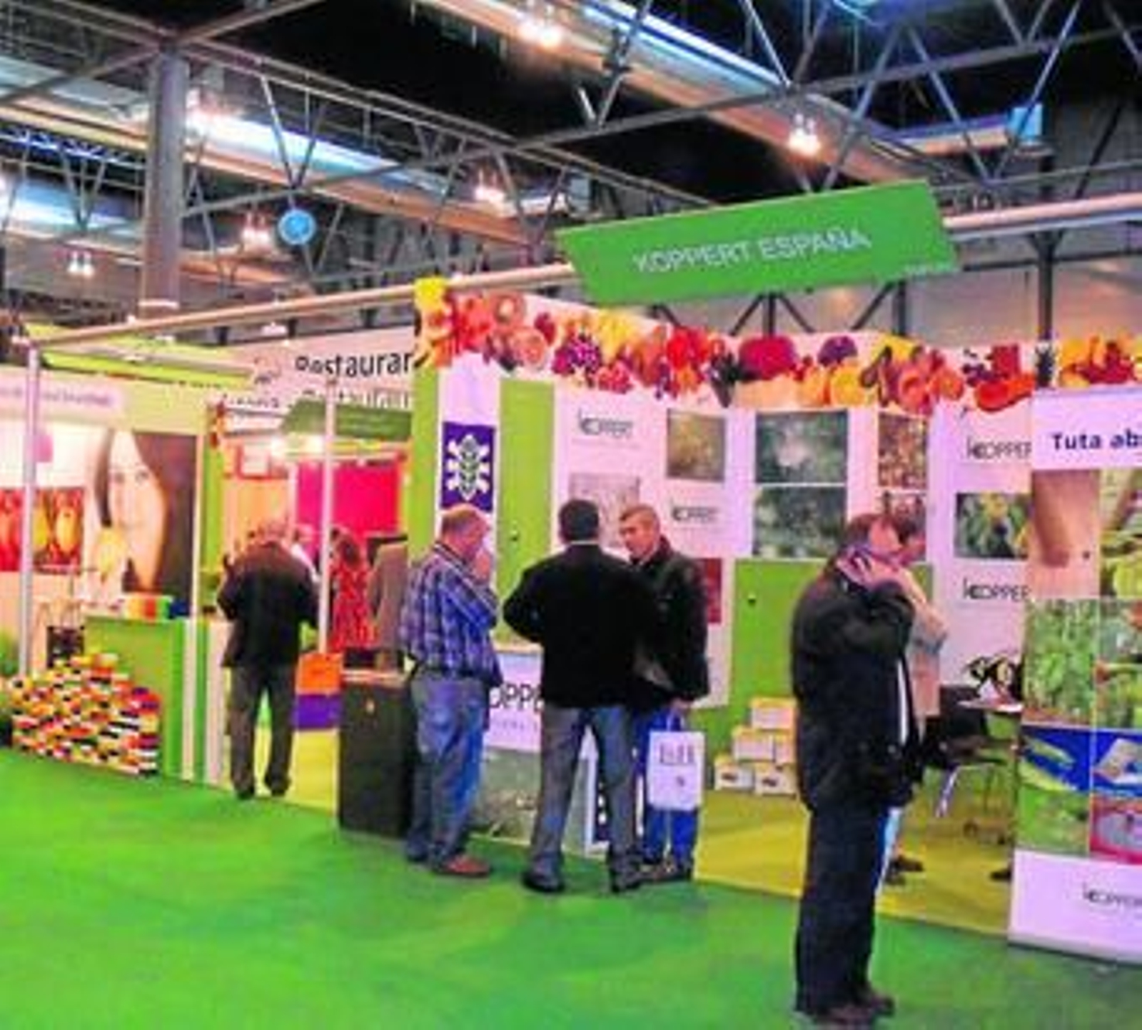 En la pasada edición fueron 452 las empresas que promocionaron sus productos en la feria.