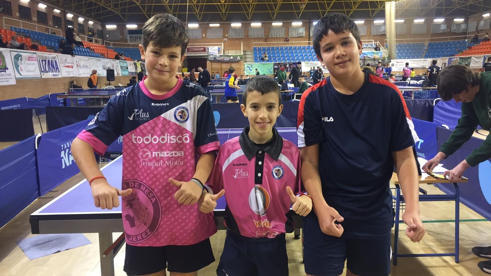 El benjamín del CTM Jerez, campeón por equipos. El benjamín del CTM Jerez, campeón por equipos.