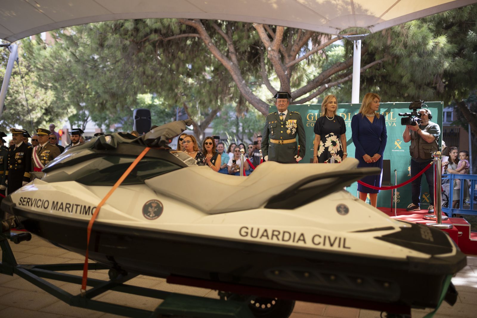 Imágenes de los actos de celebración de la festividad de la patrona de la Guardia Civil, la Virgen del Pilar.