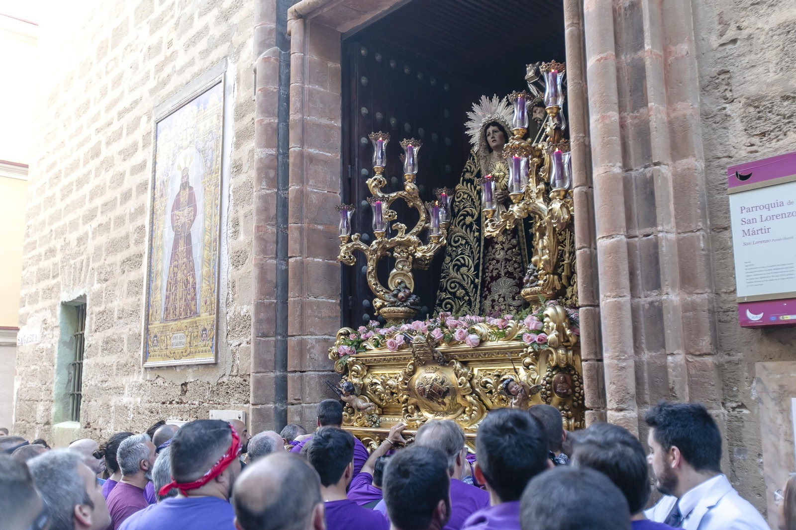 Las imágenes de la procesión extraordinaria de Afligidos