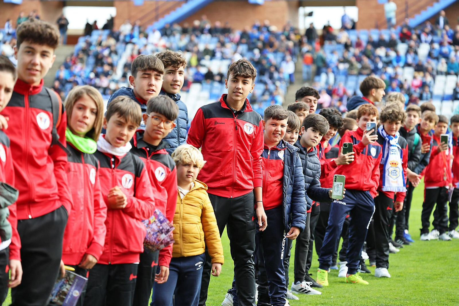 Ambiente en las gradas del Recreativo de Huelva vs AD Ceuta FC