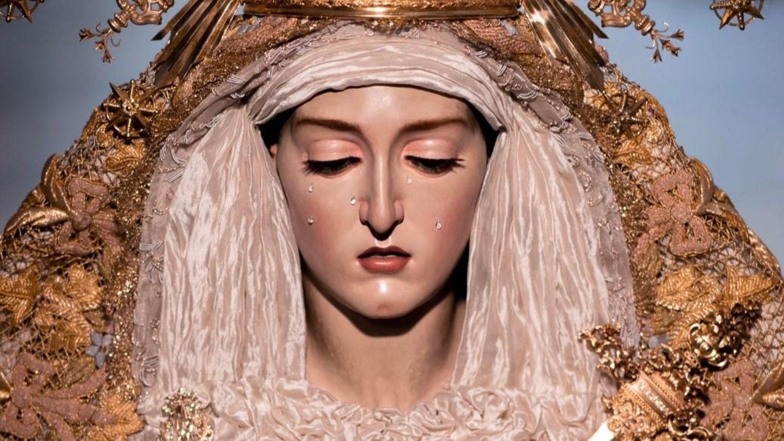 María Santísima de la Aurora, Patrona del Albayzín, en los Solemnes Cultos en su honor. Septiembre 2023. María Santísima de la Aurora, Patrona del Albayzín, en los Solemnes Cultos en su honor. Septiembre 2023.