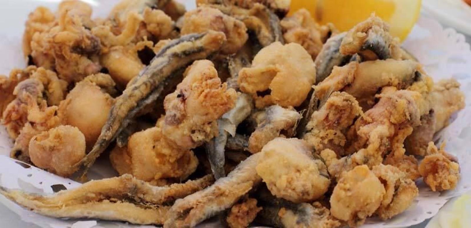 Boquerones, acedías merluzas, puntillitas, cazón en adobo o chocos