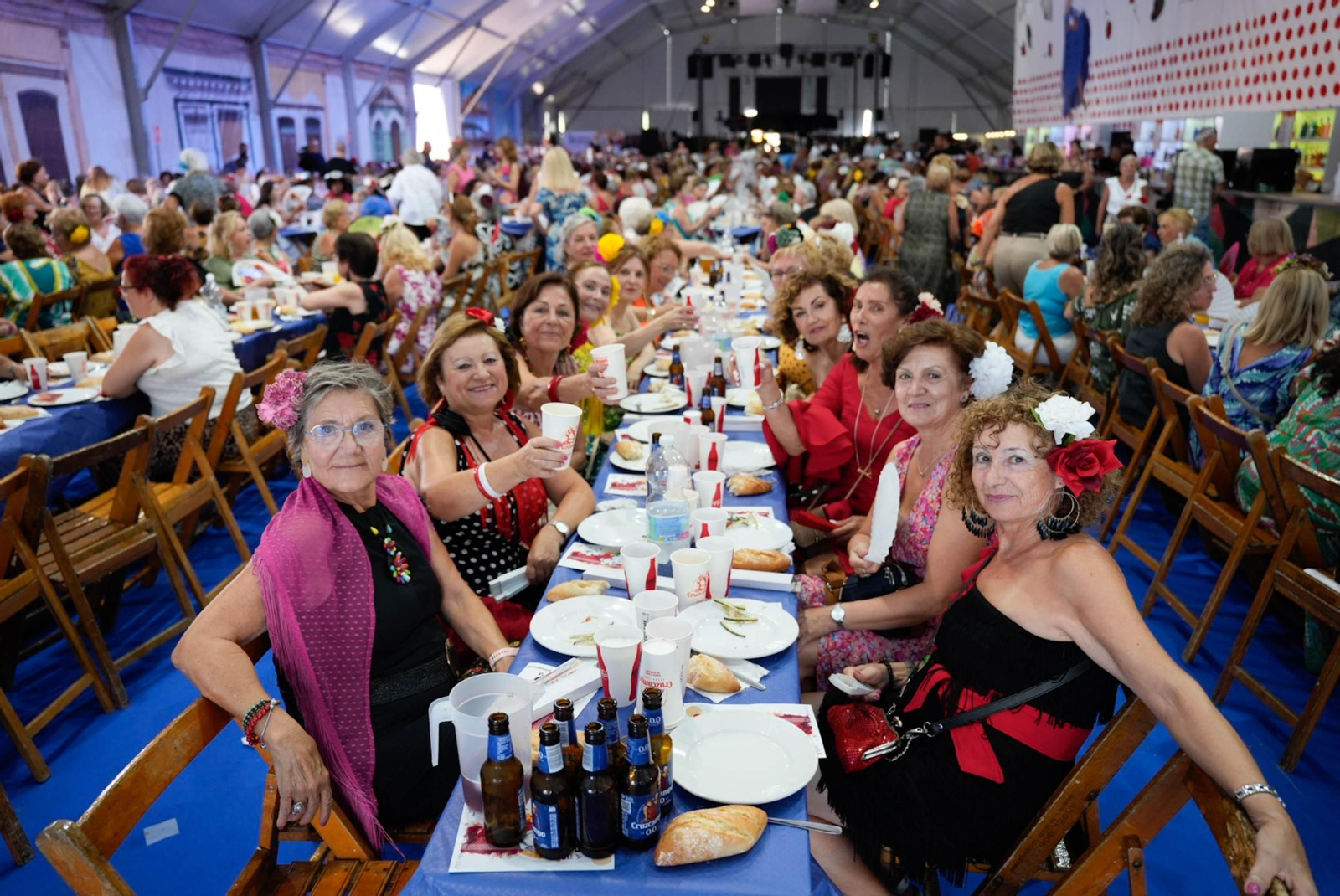 Las fotos de la comida de homenaje a la mujer en la Feria de Almería