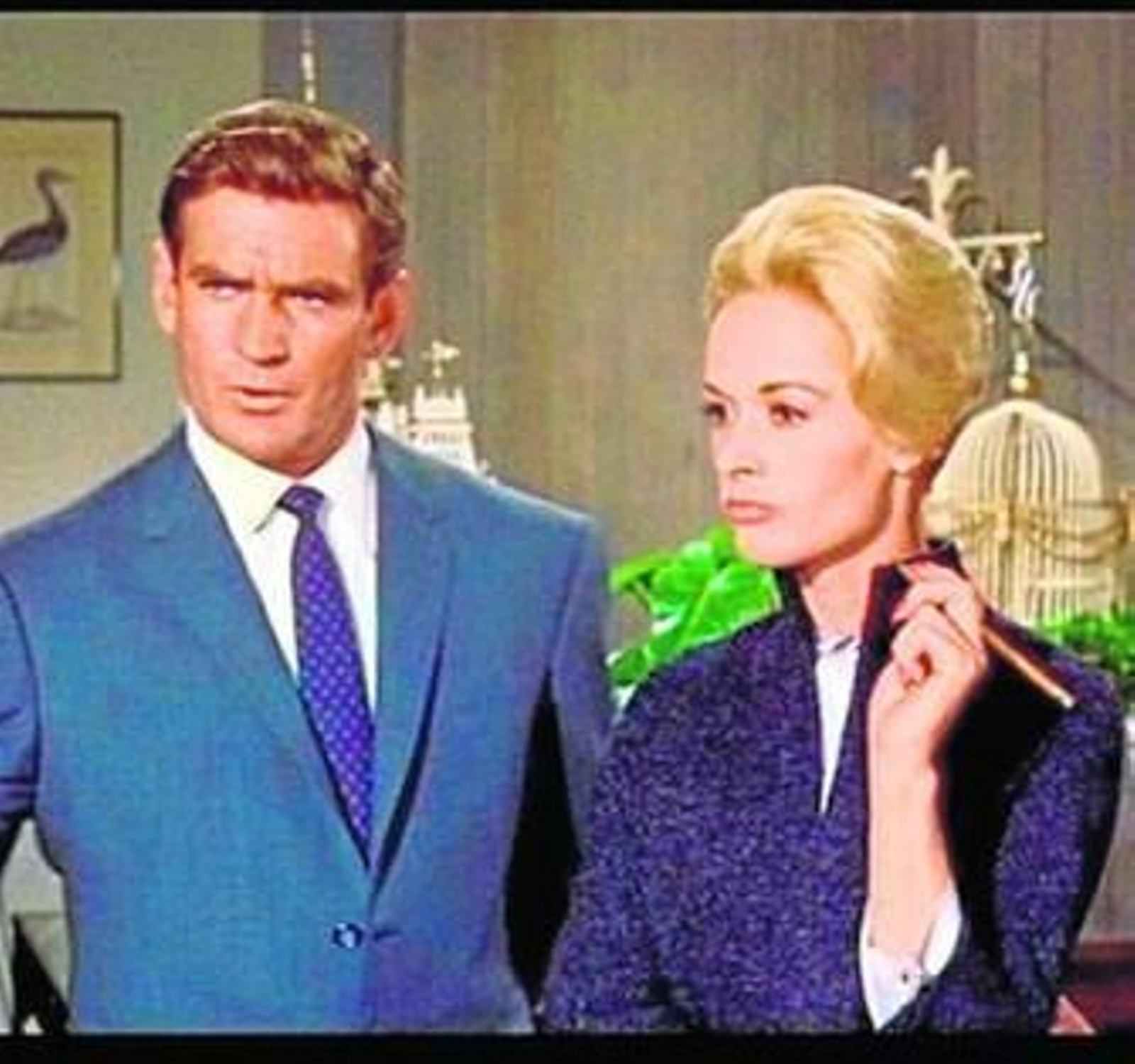 Rod Taylor y Tippi Hedren, en 'Los pájaros' (1963), de Alfred Hitchcock. Rod Taylor y Tippi Hedren, en 'Los pájaros' (1963), de Alfred Hitchcock.