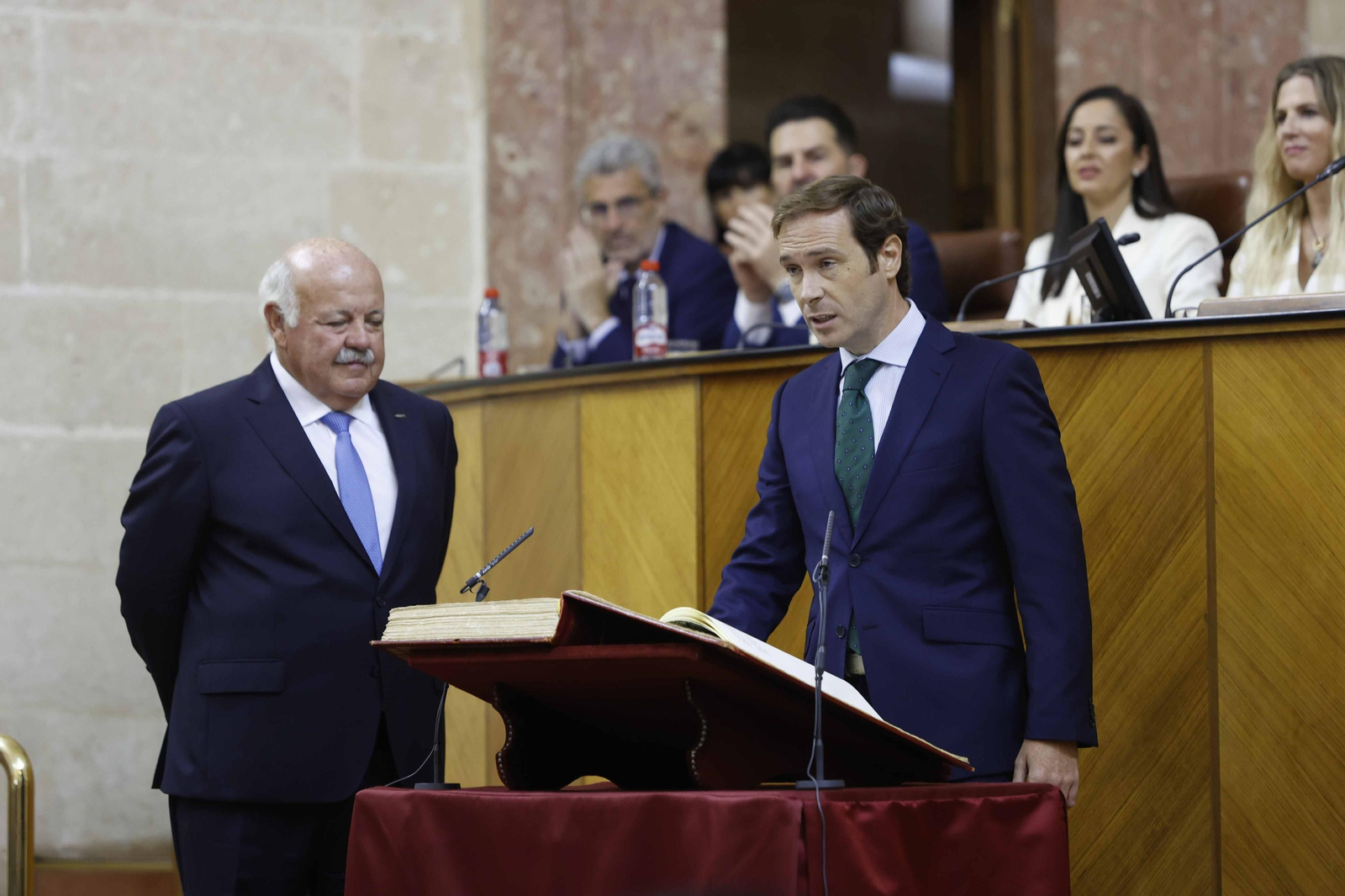 La constitución del Parlamento andaluz, todas las imágenes