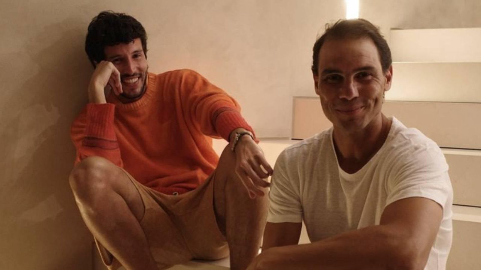 Sebastián Yatra junto a su amigo, el tenista Rafa Nadal Sebastián Yatra junto a su amigo, el tenista Rafa Nadal