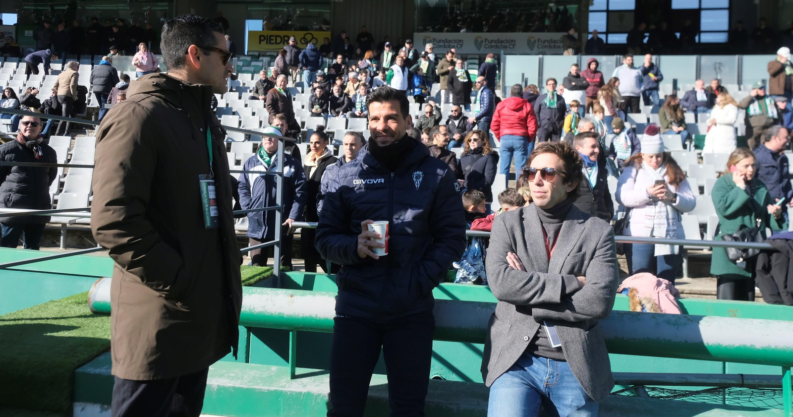 Juanito y Raúl Cámara, junto a José Ruiz antes del Córdoba CF - Celta de Vigo B. Juanito y Raúl Cámara, junto a José Ruiz antes del Córdoba CF - Celta de Vigo B.