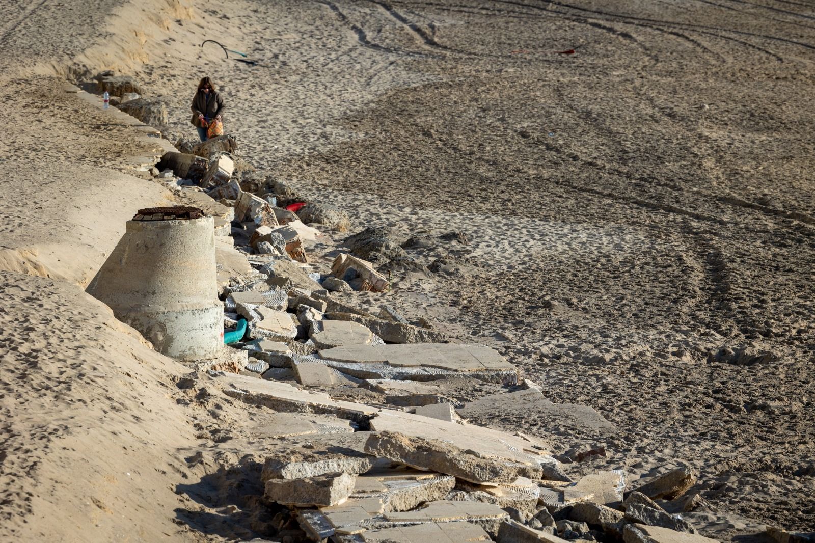 Las imágenes del lamentable estado de este tramo de la Playa Victoria
