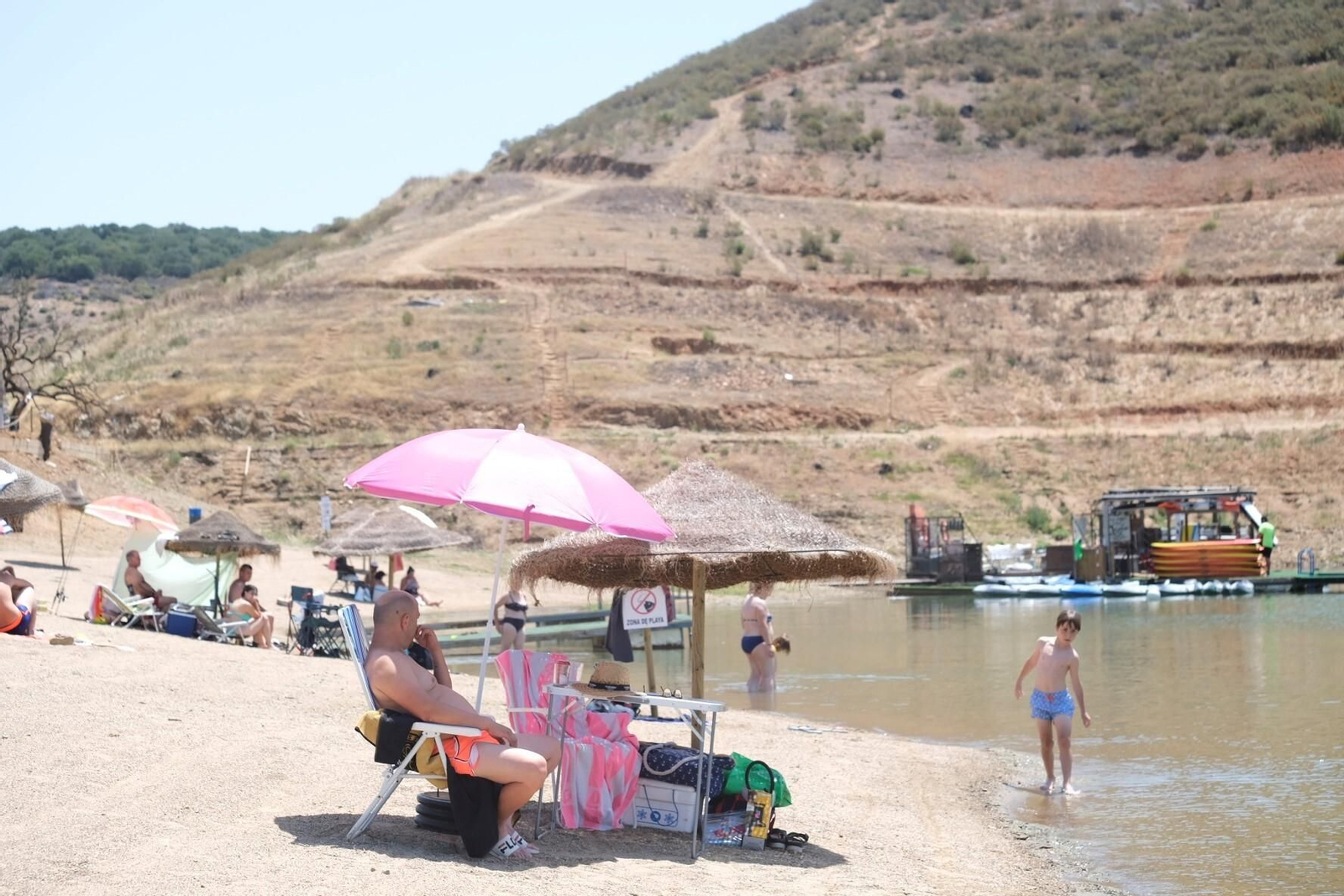 La playa de La Breña II de Almodóvar del Río, en imágenes