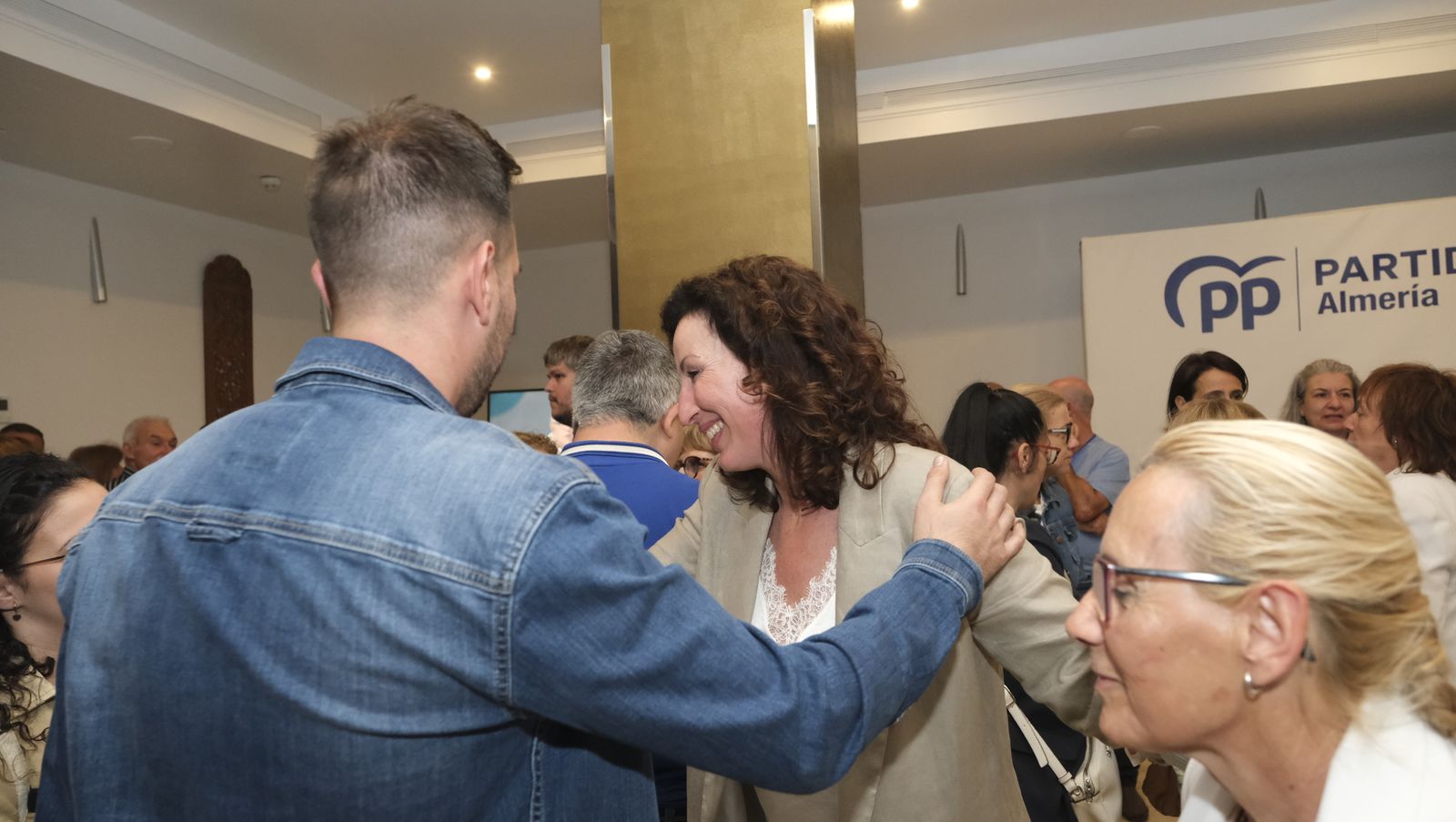 Imágenes de la noche de Elecciones Municipales 2023, en Almería