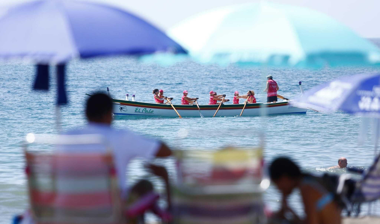 Último domingo de agosto en las playas de Málaga (fotos)