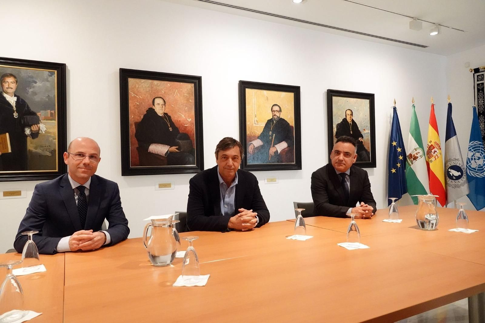 De iquierda a derecha, Gustavo Calero, Juan Teodomiro López Navarrete y Francisco Franco Duro.