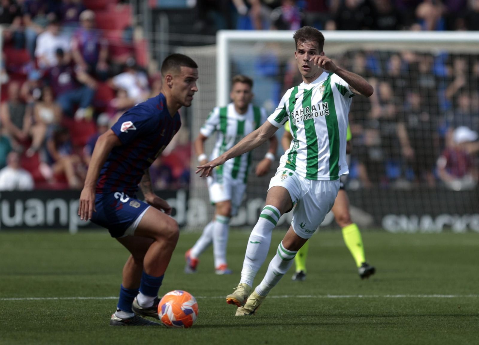 Las mejores fotos del Eldense - Córdoba CF en el Nuevo Pepico Amat