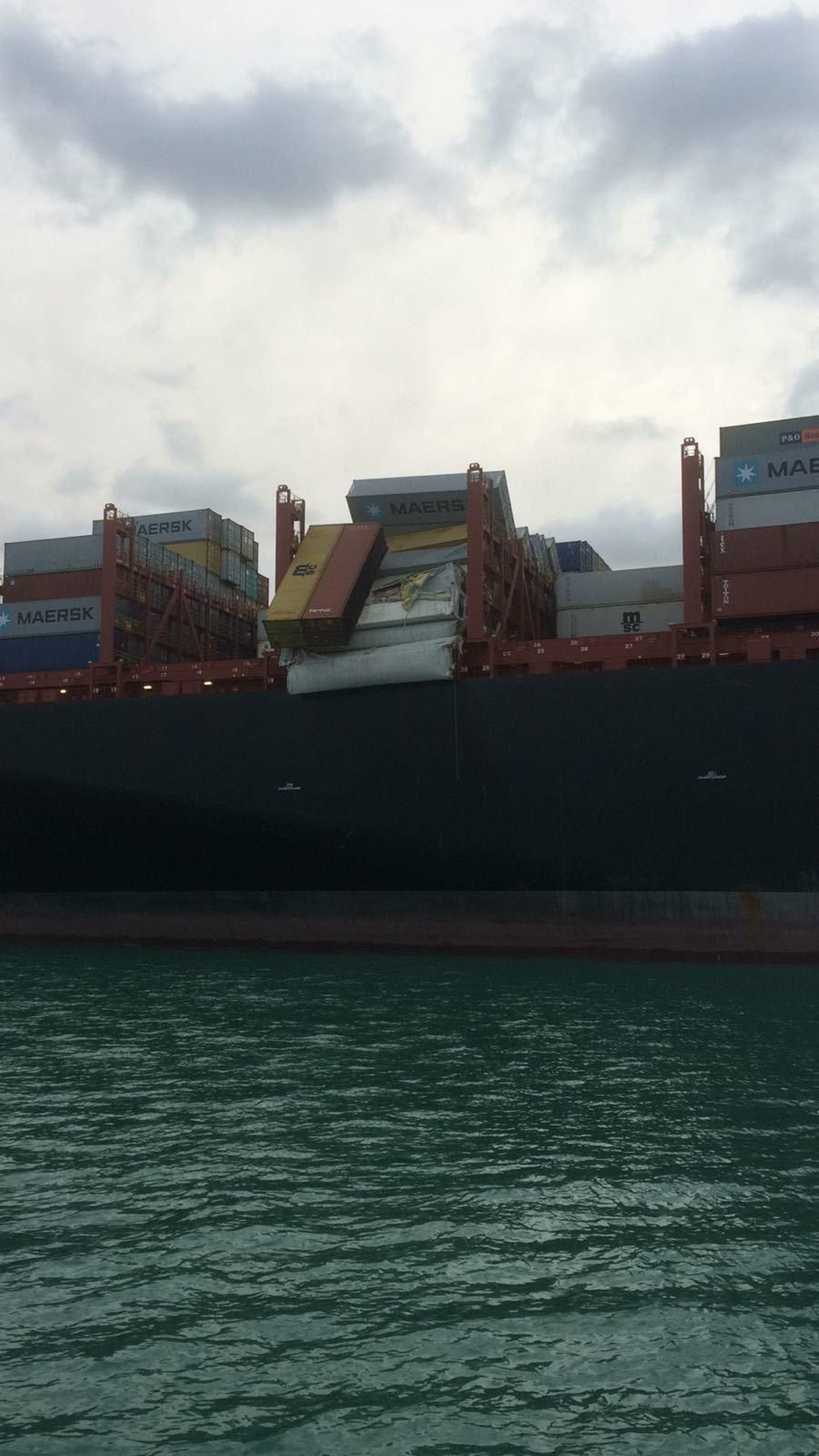 La carga del portacontenedores.