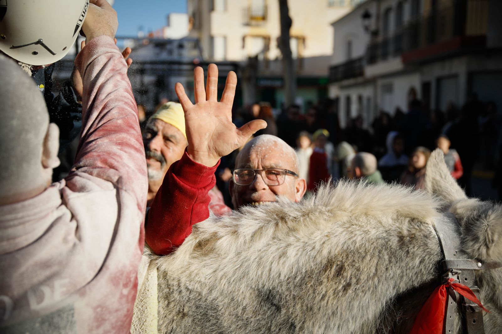 Las mejores imágenes del cierre de fiestas en Fiñana con "Las Ollas"