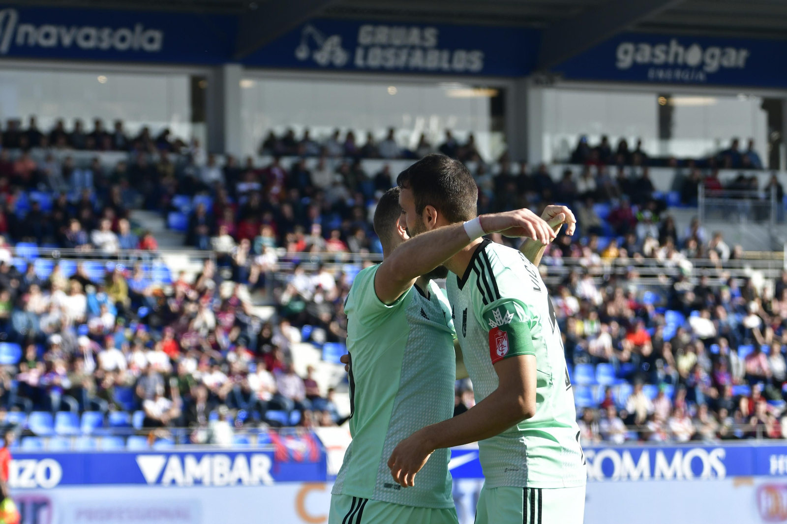 El Huesca-Granada CF, en imágenes