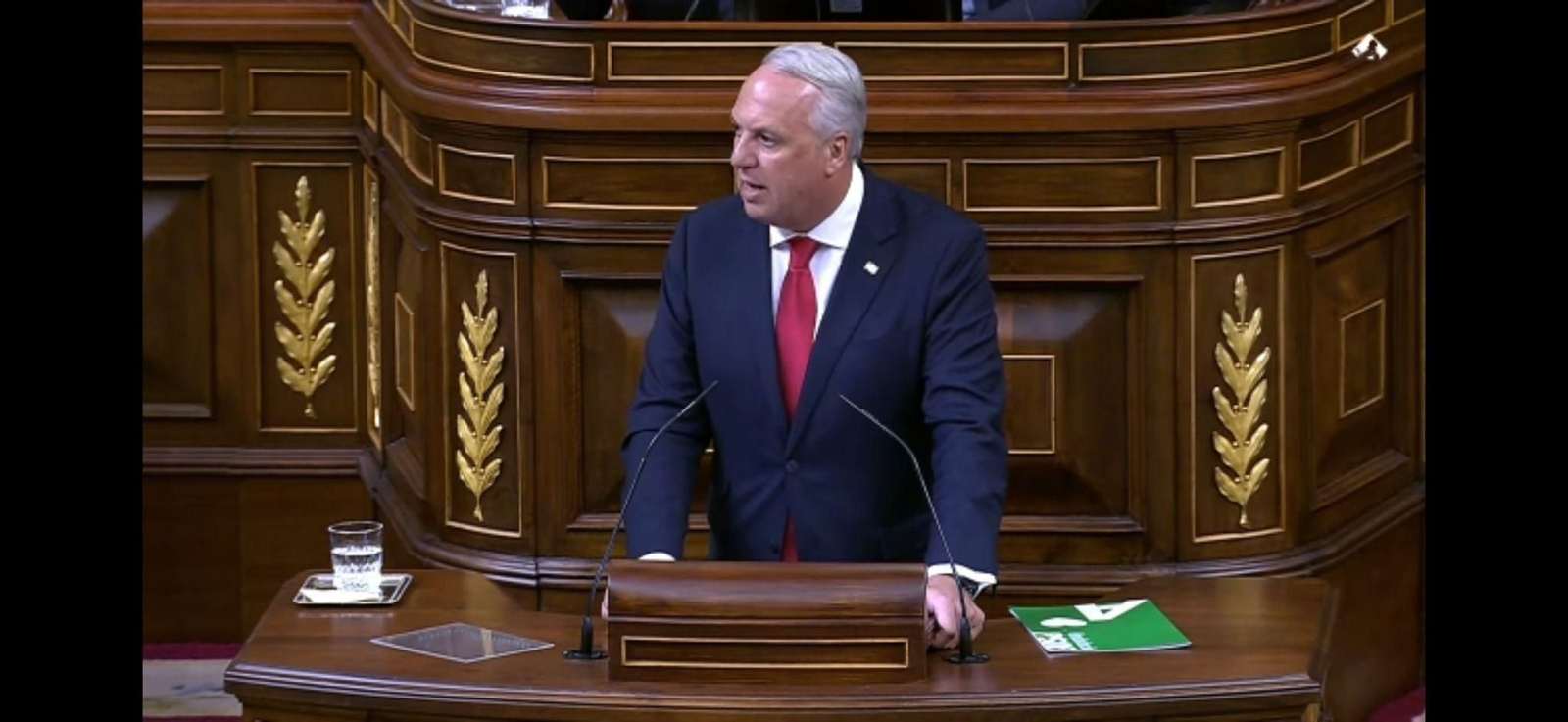 Ruiz Boix, el la tribuna del Congreso.