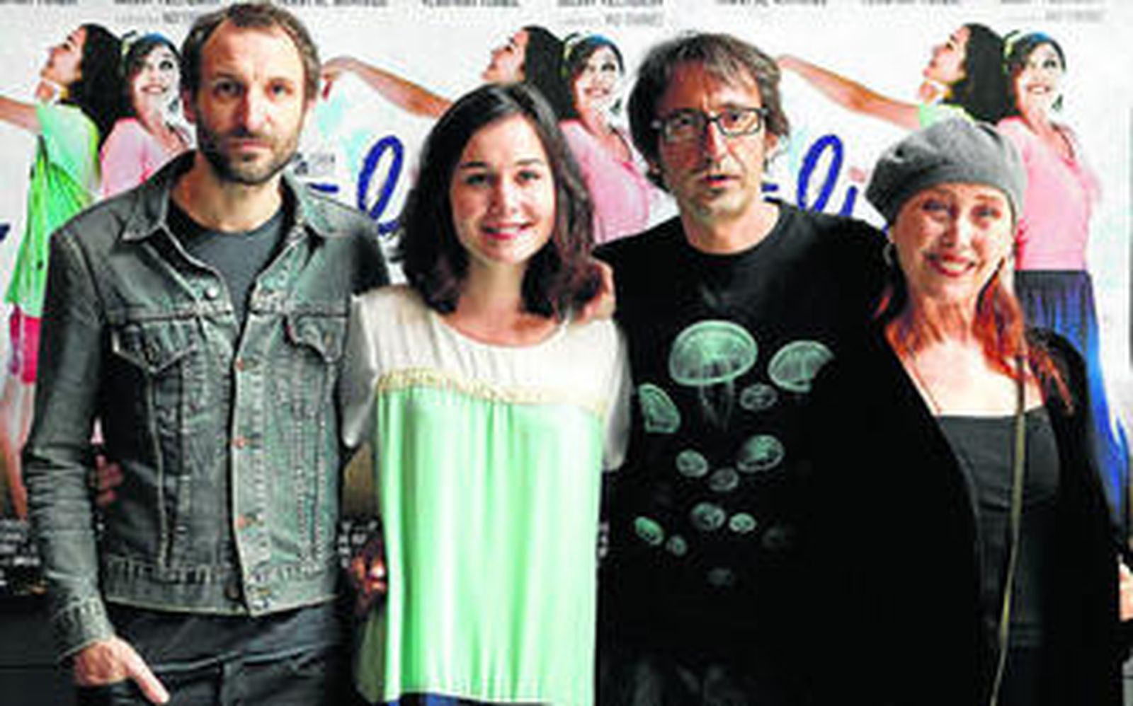 Juan Villagrán, Nadia de Santiago, Paco R. Baños, y Verónica Forqué, durante la presentación de la película.