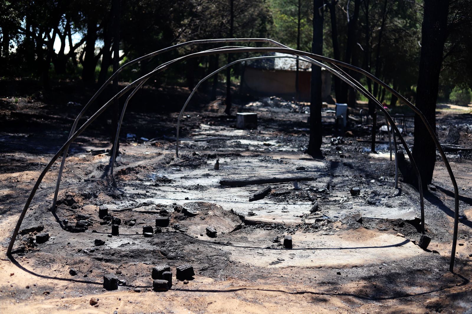 Imágenes del incendio de chabolas en Lucena del Puerto